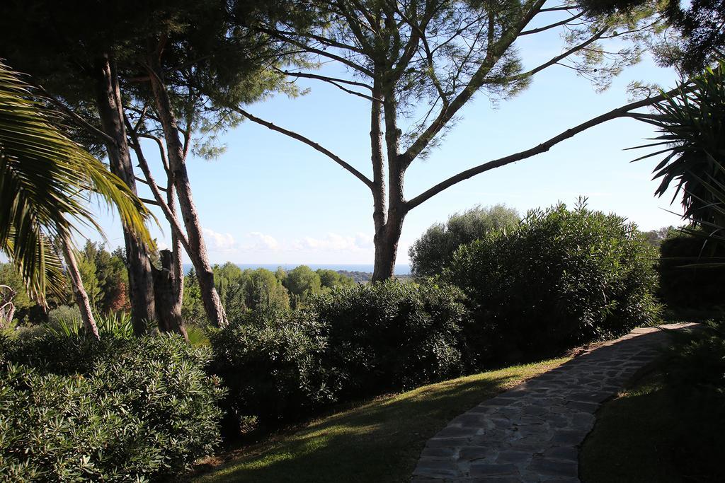 Sunny Golf Apartment Estepona Exterior photo