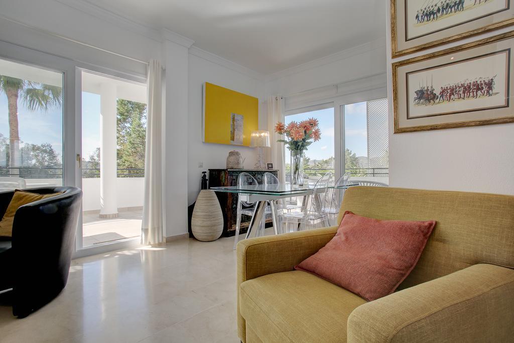 Sunny Golf Apartment Estepona Exterior photo