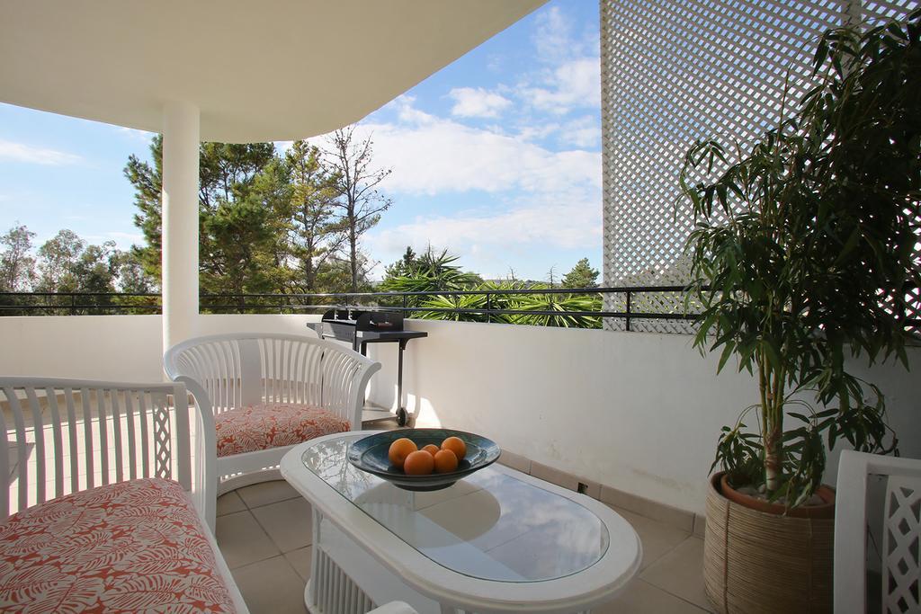 Sunny Golf Apartment Estepona Exterior photo